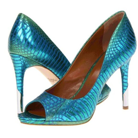 Rachel Roy Penelopey python snakeskin embossed Pump, sz 9.5, iridescent blue - Picture 9 of 11
